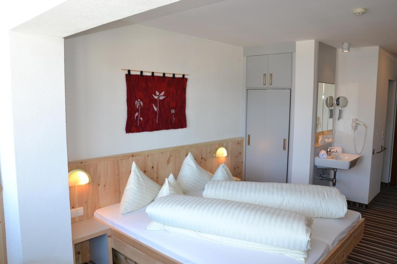 Hotel Alpina Nature-Wellness Wenns Eksteriør billede