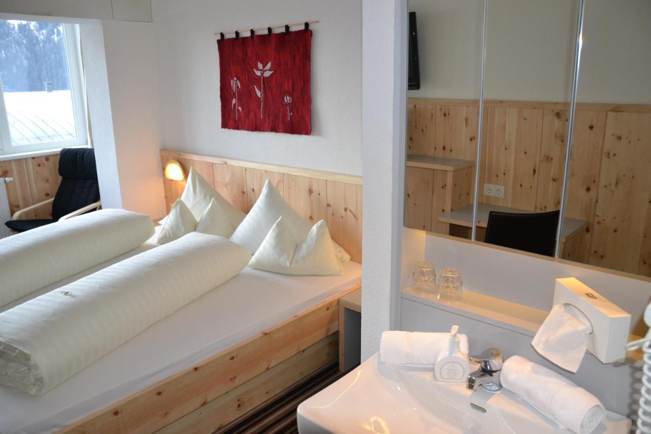 Hotel Alpina Nature-Wellness Wenns Eksteriør billede